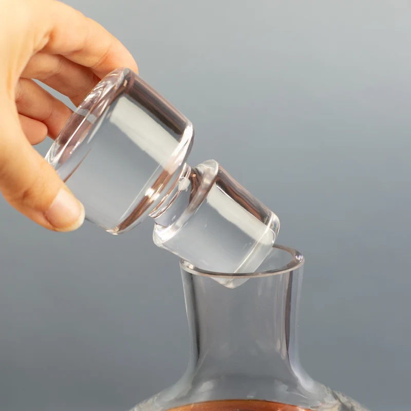 Edles 3-teiliges Whisky-Geschenkset für Männer ‚The Last Gentleman‘ personalisiert mit Name und Jahr