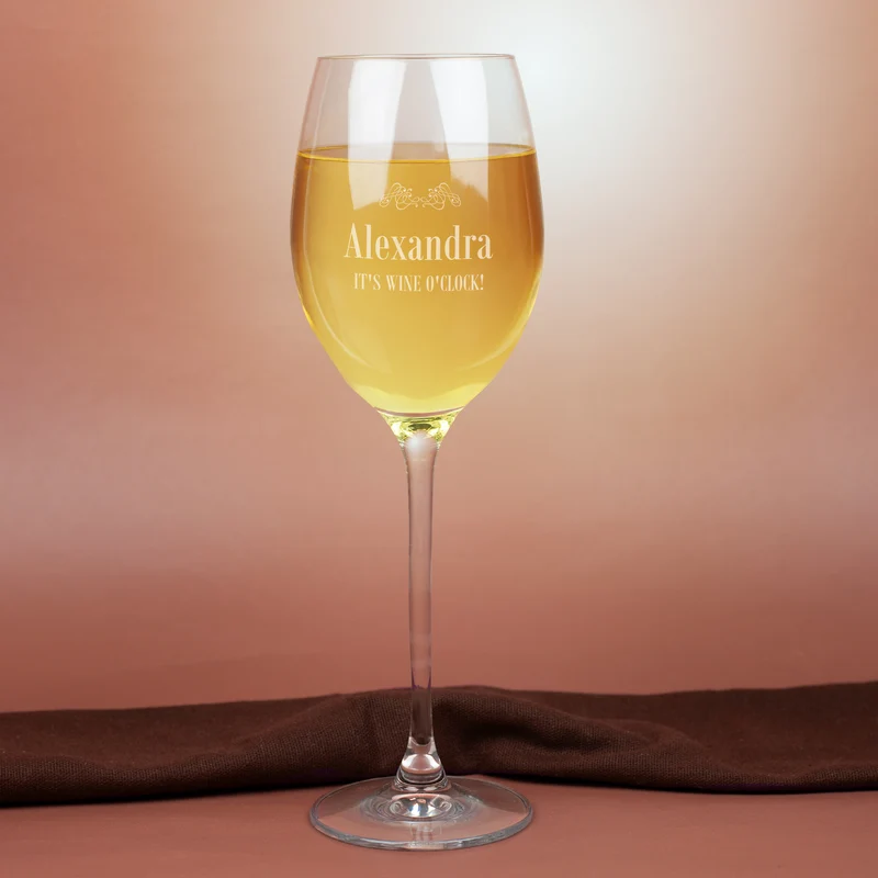 Leonardo Weißweinglas mit Gravur - It’s Wine O’Clock! & Name | Personalisiertes Geschenk