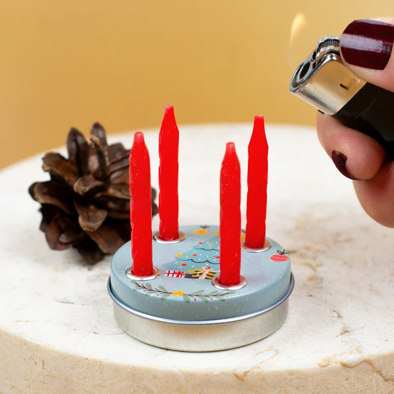 Mini Adventskranz zu Weihnachten mit verschiedenen Motiven inkl. Kerzen