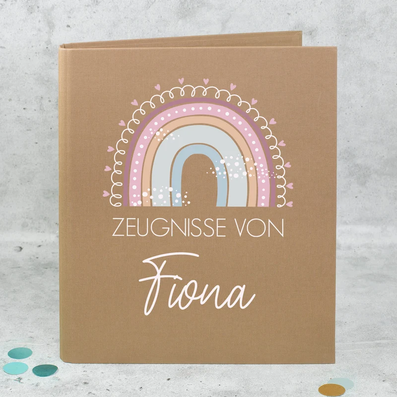 Personalisierte Zeugnismappe aus Leinen mit Name und Regenbogenmotiv | Farbauswahl