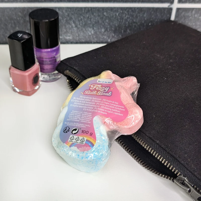 Sprudelnde Badebombe | Regenbogen Einhorn mit Erdbeerduft