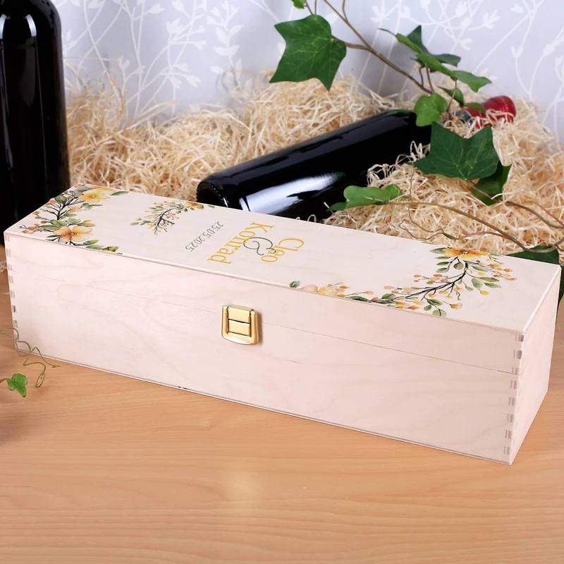 Erinnerungsbox zur Hochzeit mit Blütenkranz