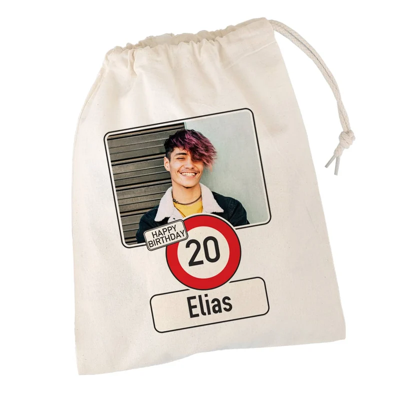 Kleiner Geschenksack zum Geburtstag mit Verkehrszeichen, Foto, Alter & Name
