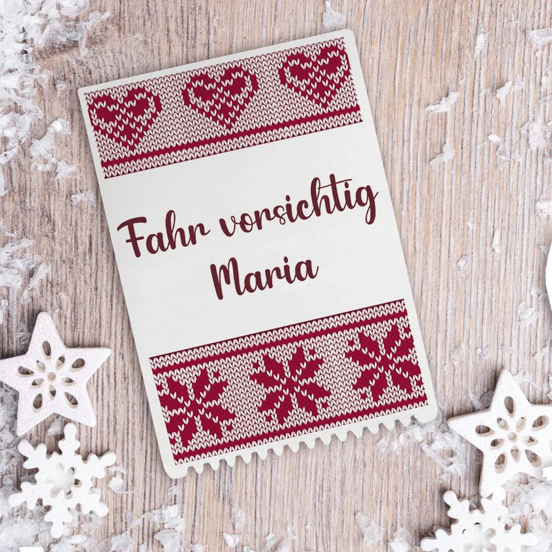 Eiskratzer mit Strickmotiv und Wunschtext