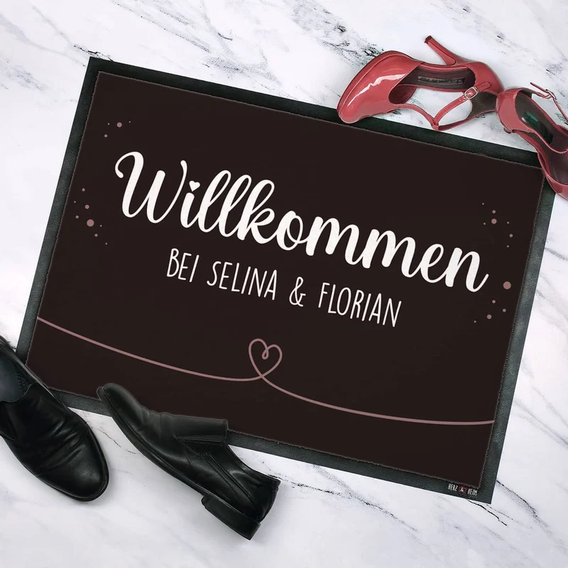 Willkommen Fußmatte mit Herz und Wunschtext