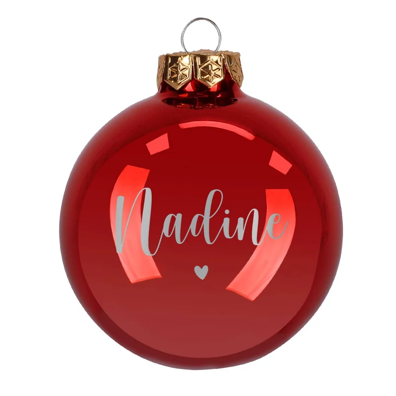 Weihnachtskugel mit Ihrem Wunschnamen und kleinem Herzchen graviert