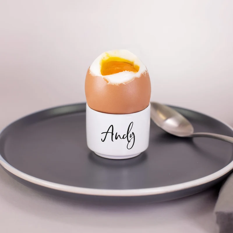 Personalisierbarer Eierbecher mit Namen bedruckt | Keramik | Weiß