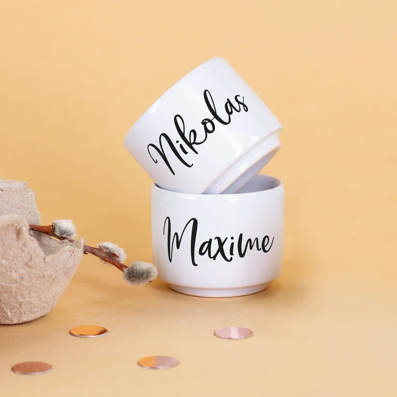 Personalisierbarer Eierbecher mit Namen bedruckt | Keramik | Weiß