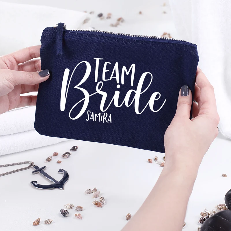 Beautycase mit Namensaufdruck | Team Bride | 5 Farben & Größenauswahl