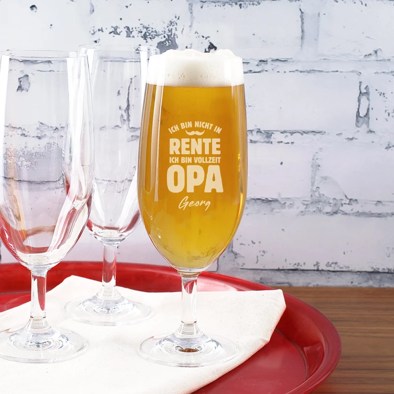 Personalisiertes Bierglas zur Rente "ich bin Vollzeit Opa" mit Name