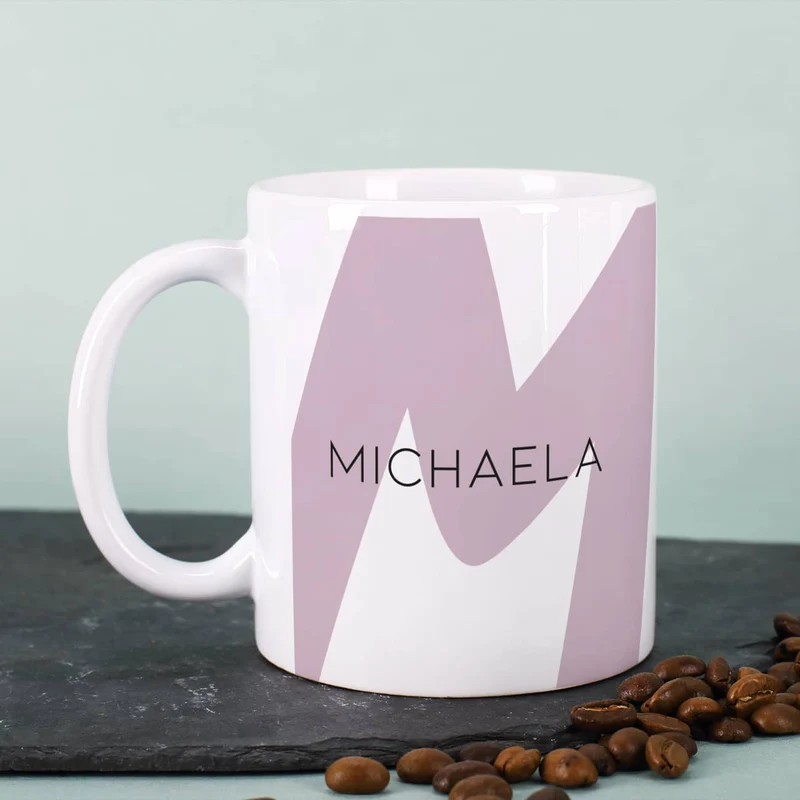 Moderne Keramiktasse - Monogramm - in verschiedenen Farben