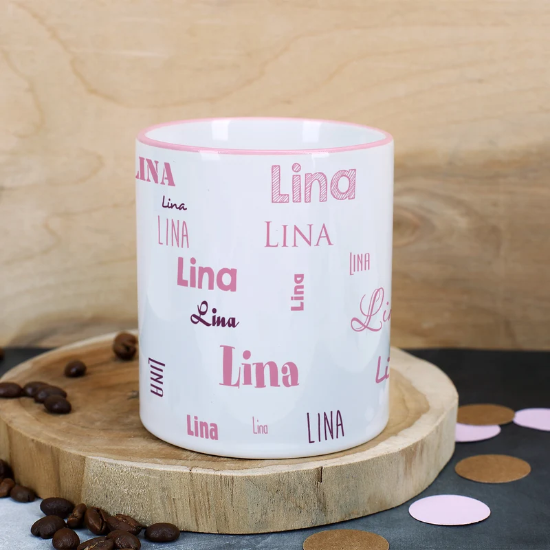 Tasse mit Ihrem Namen in verschiedenen Schriftarten und Farben