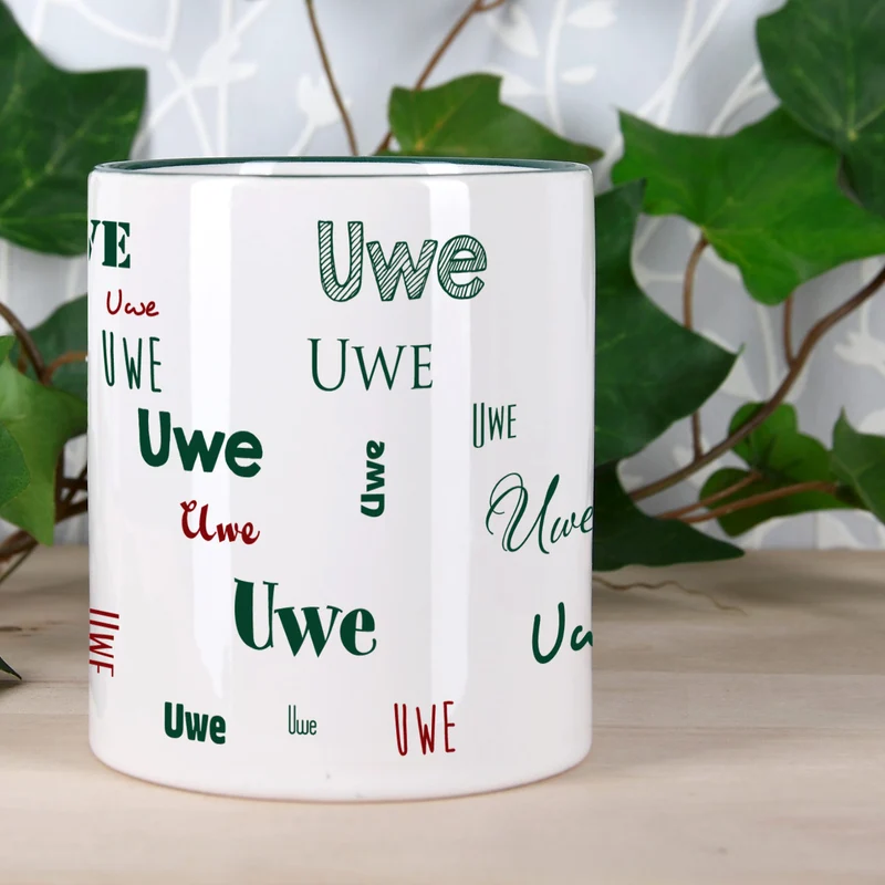 Tasse mit Ihrem Namen in verschiedenen Schriftarten und Farben
