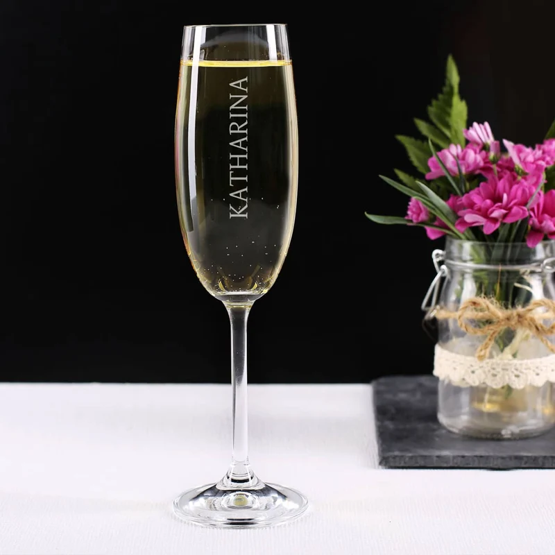 graviertes Sektglas mit Namen