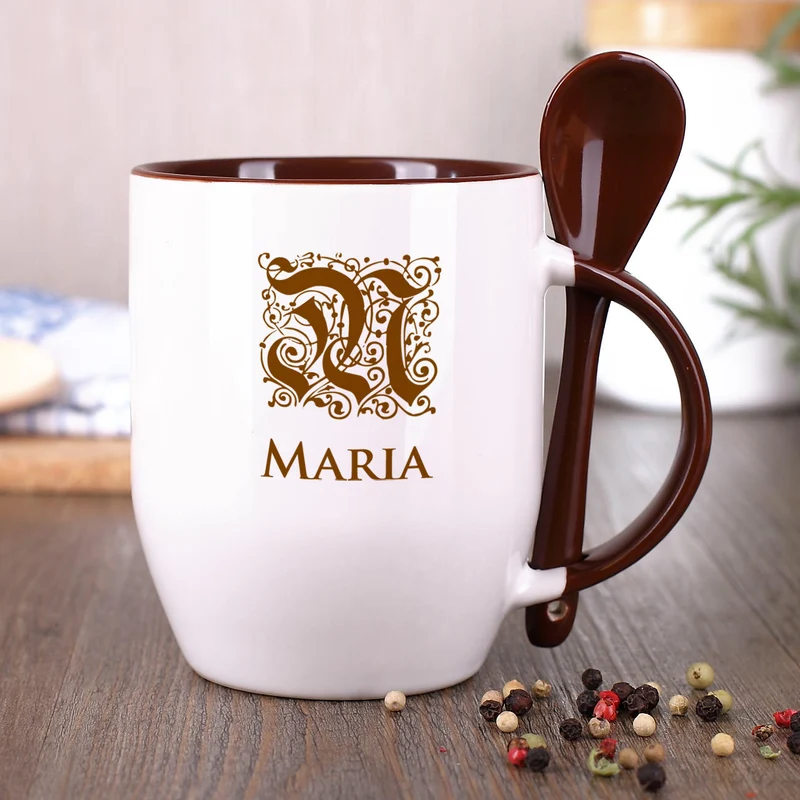 Tasse mit Monogramm