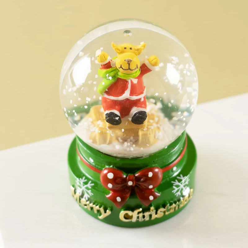 Wunderschöne Schneekugel für die Adventszeit