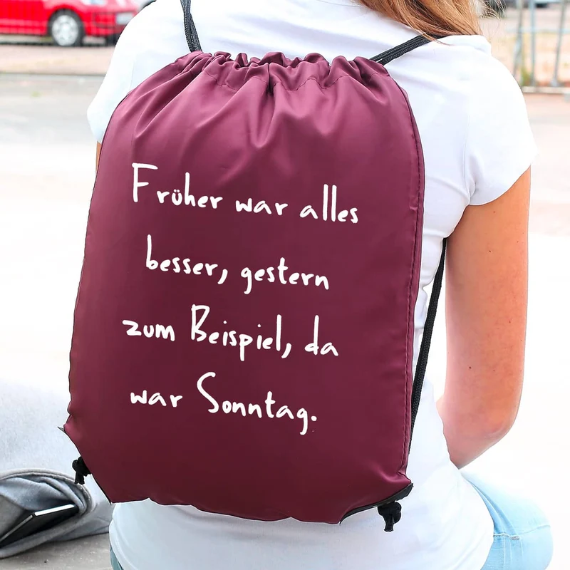 Bunte Rucksäcke mit Ihrem individuellen Wunschtext bedruckt
