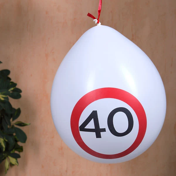 8 Luftballons Verkehrsschild 40