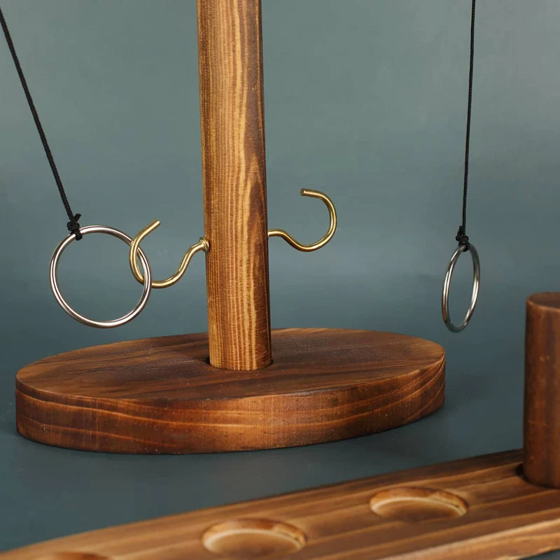 Ringwurf-Trinkspiel aus Holz