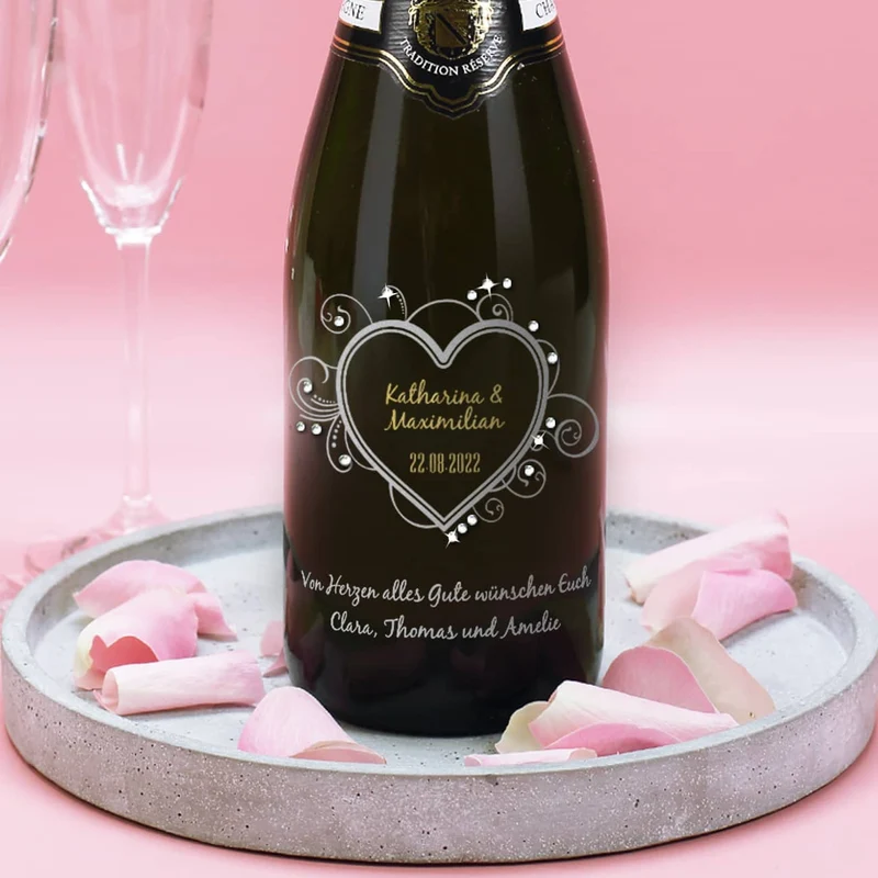 Hochzeitschampagner mit Gravur veredelt mit Swarovski Strasssteinen