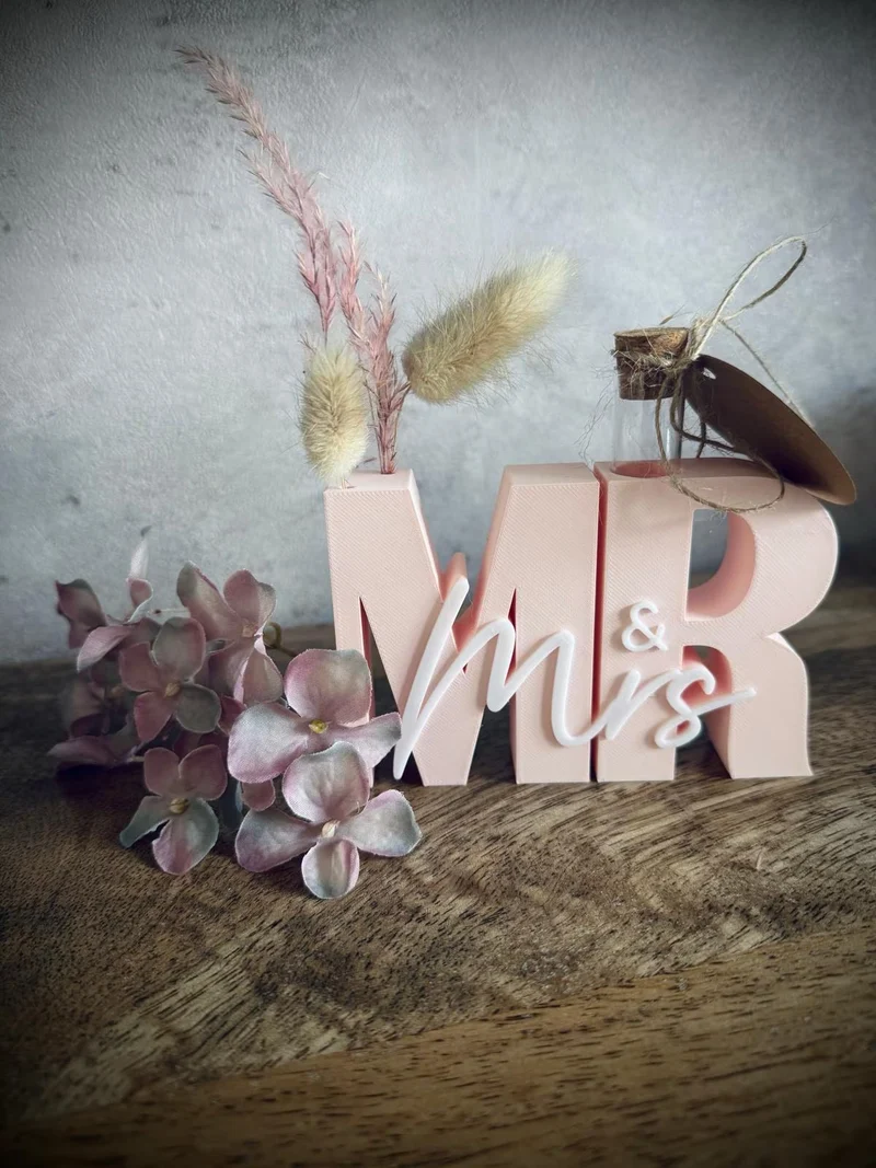 Mr & Mrs Geldgeschenk Hochzeit – Hochzeitsgeschenk mit Reagenzglas | Personalisierte Hochzeitsdeko | 3D Druck Aufsteller | Hochzeit