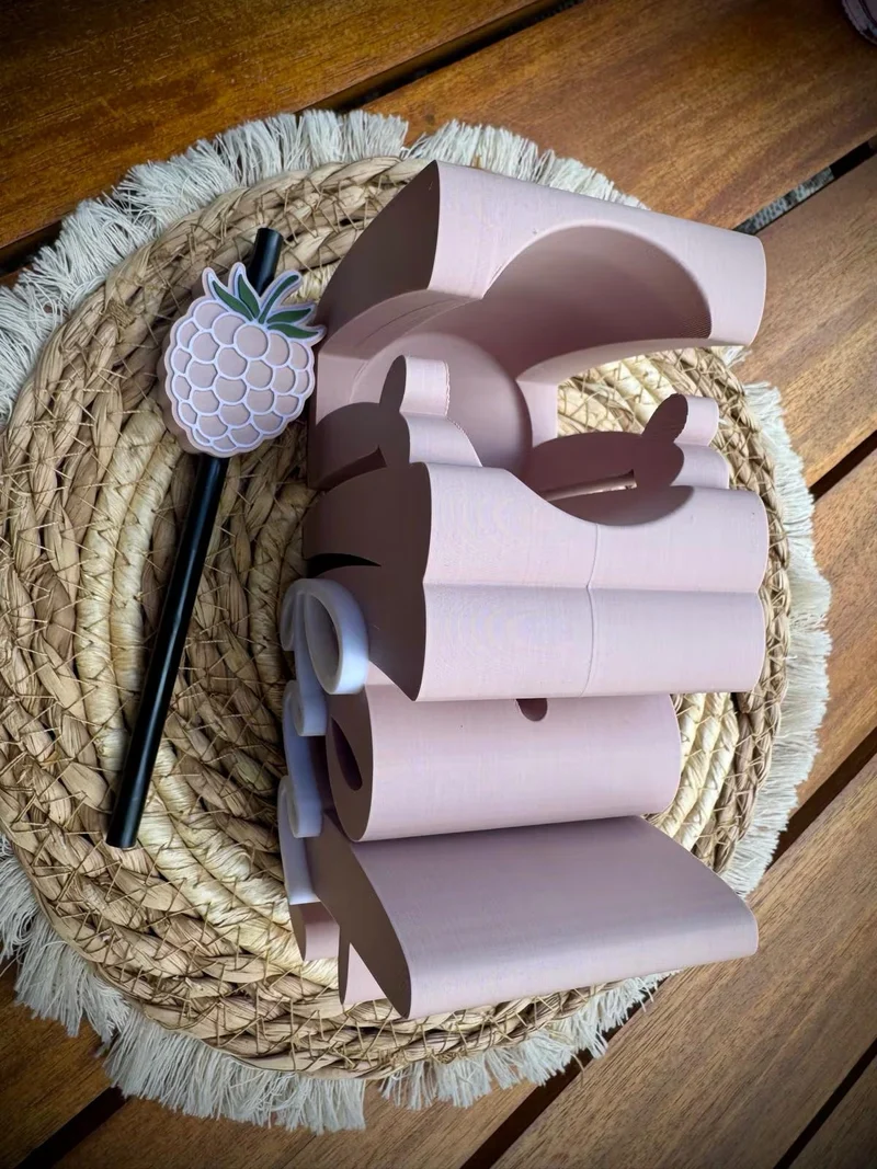 Wildberry Flaschenhalter Set – Geschenk für Frauen – 3D Druck Deko mit Strohhalm und Strohalmtopper – Geburtstag, Mädelsabend